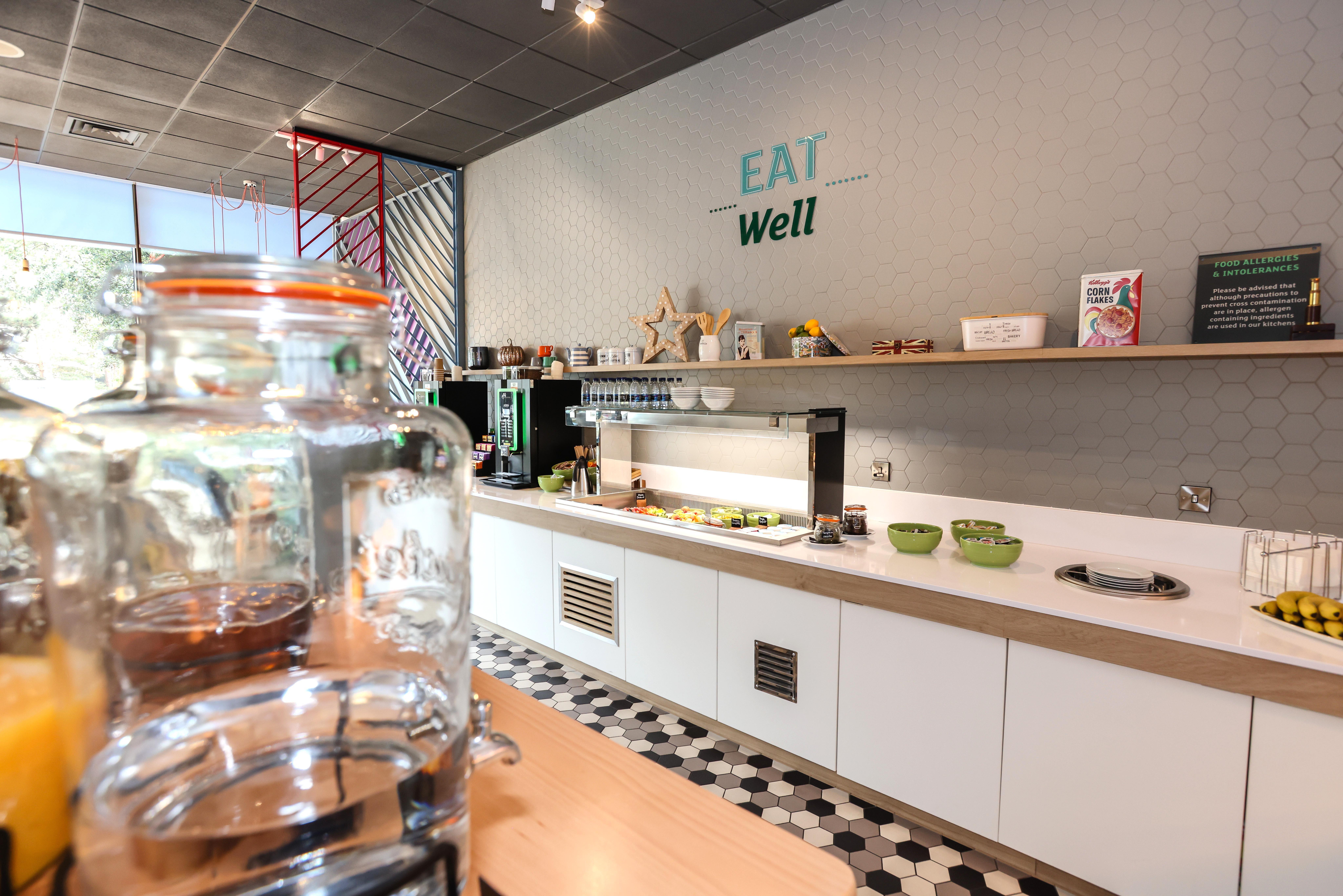伯恩茅斯假日酒店 外观 照片